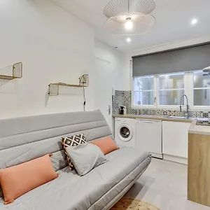 https://143-suite-la-francaise-nice-apt.fr-paris.fr