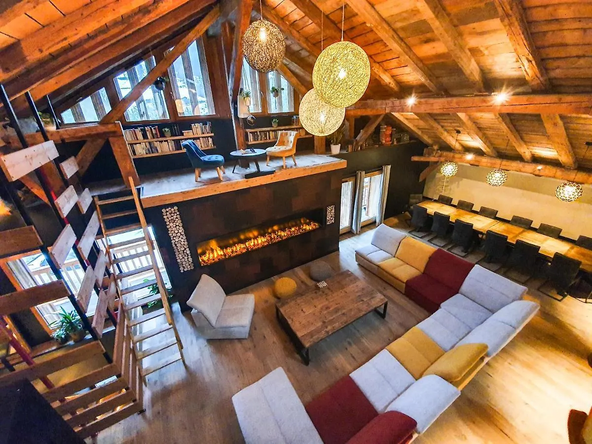 Chalet 1703 Le Petit-Bornand-les-Glieres 0*,  France